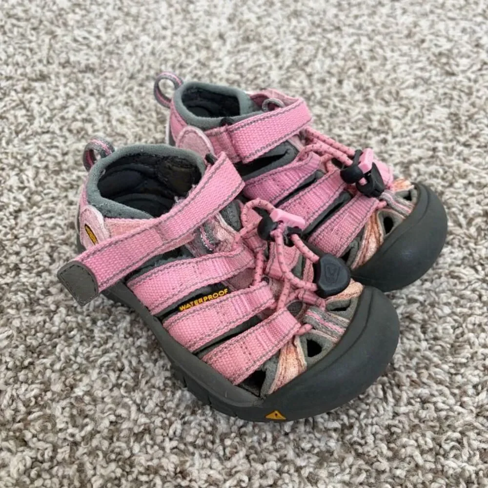 Size 6 / Toddler Girl KEEN Sandals